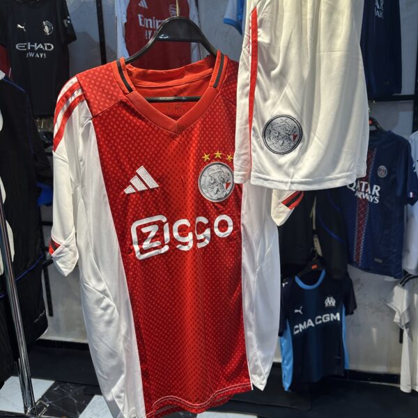 Van baster w cruyf sadi9ii ljabaaaar❤️🤍 lazem tkun ta3rf hed les 2 joueurs 🇳🇱