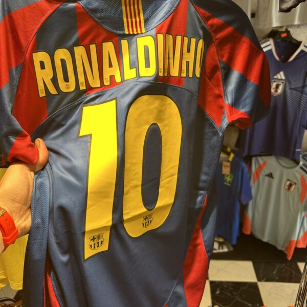 Barcelone vintage final 2006 Ronaldinho 😝🪄🧙‍♂️