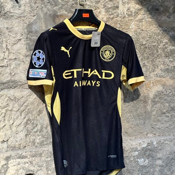 اجمل قميص احتياطي في الدوري الأنجليزي الممتاز، بزخرفات النحلة🐝🐝 , بشعار دوري الابطال :350🖤💛 ، بدون شعار :300